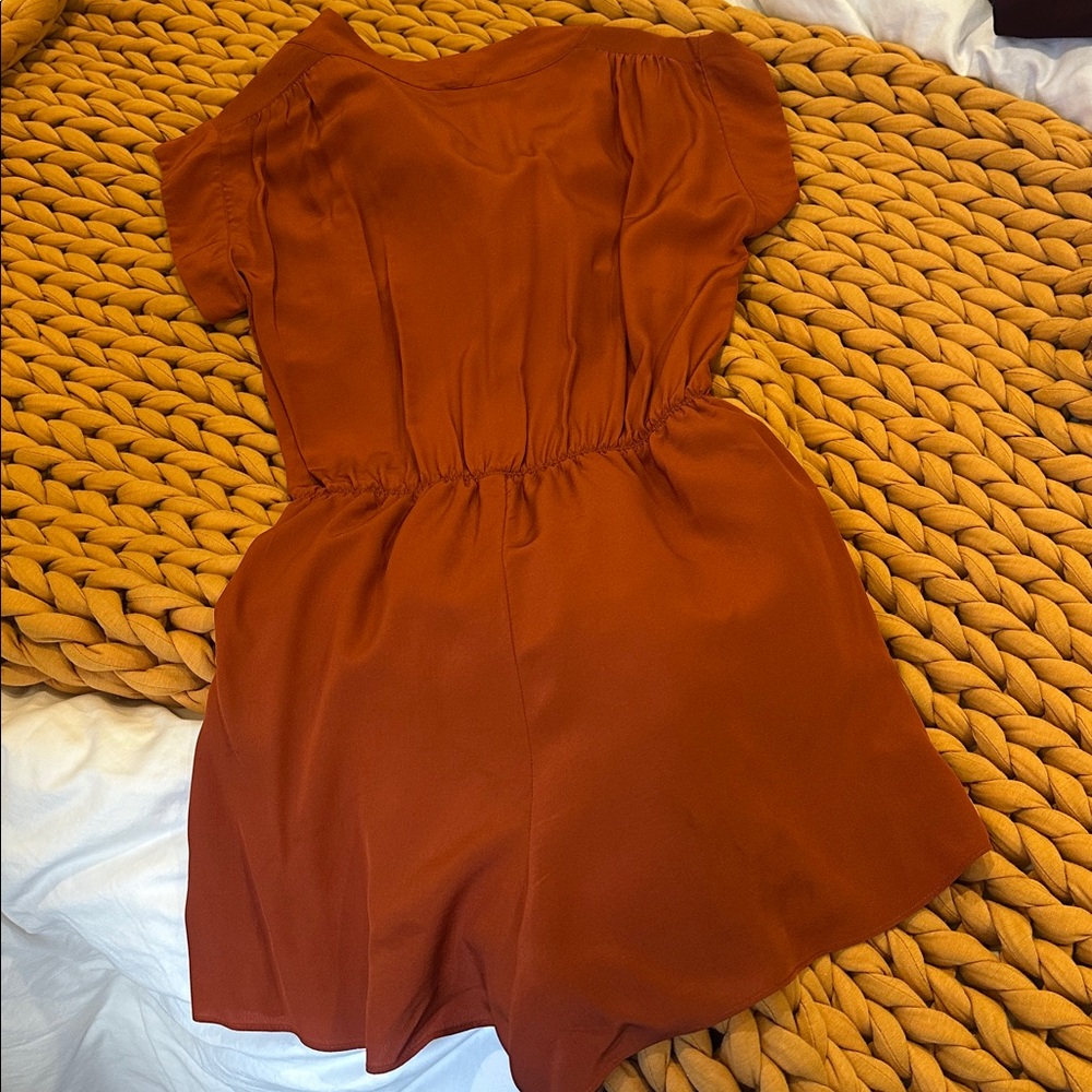Aritzia Babaton Silk Romper - Picture 3 of 3